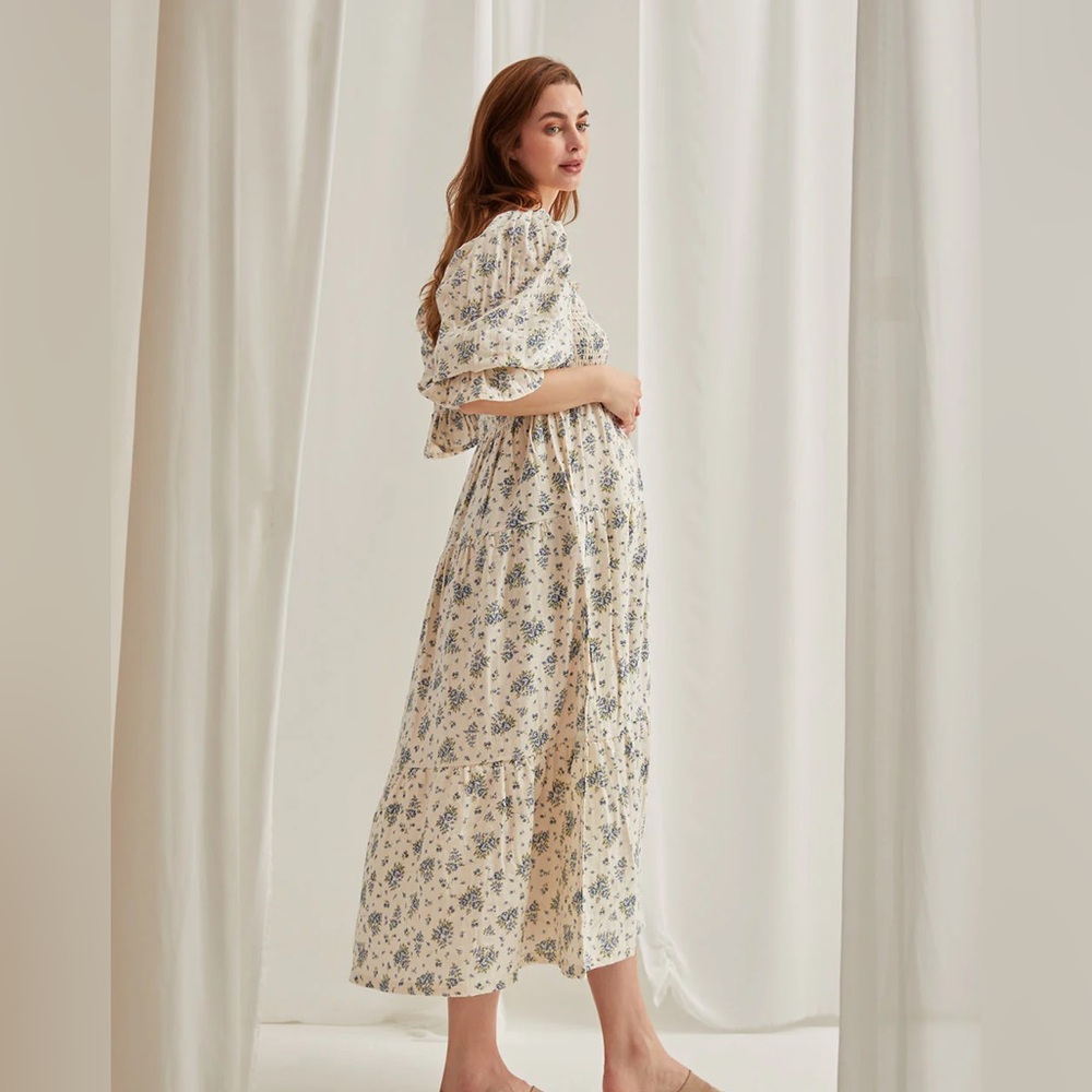 Nothing Fits But - Kiko Midi Dress - Blue Floral
